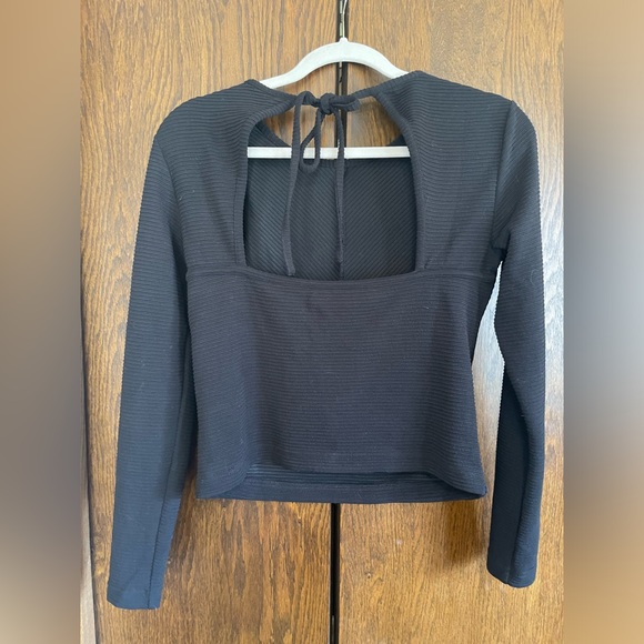 Club Monaco Textured Black Shirt with Open Back - Picture 3 of 3